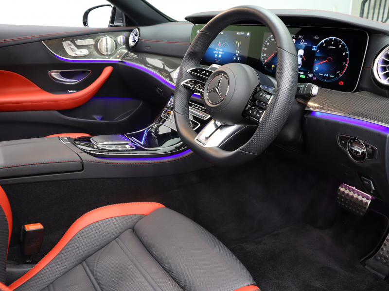 AMG Eクラス E53 4MATIC＋ｸｰﾍﾟ EXｸﾙｰｼﾌﾞ&ﾚｰﾀﾞｰSP　後期 ISG搭載 435ps MEｺﾈ 黒赤革 黒幌 ﾅﾋﾞTV Car Play ﾌﾞﾙﾒｽﾀｰ ﾍｯﾄﾞｱｯﾌﾟD 360ｶﾒﾗ ﾍﾞﾝﾁﾚｰﾀｰ ﾏｯｻｰｼﾞ機能 AMG20AW　2年保証