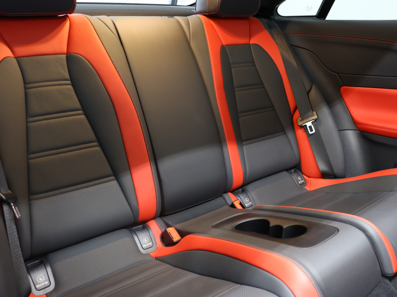 AMG Eクラス E53 4MATIC＋ｸｰﾍﾟ EXｸﾙｰｼﾌﾞ&ﾚｰﾀﾞｰSP　後期 ISG搭載 435ps MEｺﾈ 黒赤革 黒幌 ﾅﾋﾞTV Car Play ﾌﾞﾙﾒｽﾀｰ ﾍｯﾄﾞｱｯﾌﾟD 360ｶﾒﾗ ﾍﾞﾝﾁﾚｰﾀｰ ﾏｯｻｰｼﾞ機能 AMG20AW　2年保証