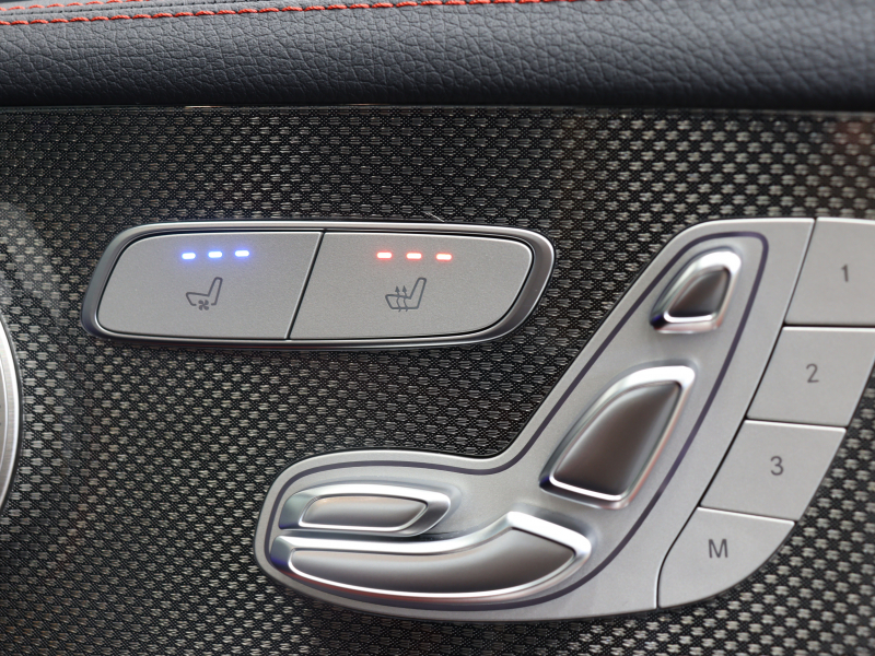 AMG Eクラス E53 4MATIC＋ｸｰﾍﾟ EXｸﾙｰｼﾌﾞ&ﾚｰﾀﾞｰSP　後期 ISG搭載 435ps MEｺﾈ 黒赤革 黒幌 ﾅﾋﾞTV Car Play ﾌﾞﾙﾒｽﾀｰ ﾍｯﾄﾞｱｯﾌﾟD 360ｶﾒﾗ ﾍﾞﾝﾁﾚｰﾀｰ ﾏｯｻｰｼﾞ機能 AMG20AW　2年保証