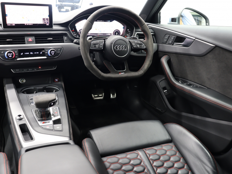 アウディ RS4アバント 2.9 ｸﾜﾄﾛ RSﾃﾞｻﾞｲﾝPKG ACC ADVｷｰ ｻｲﾄﾞA 黒革 MMIﾅﾋﾞ Apple CarPlay B&Oｻｳﾝﾄﾞ ﾊﾞｰﾁｬﾙｺｯｸﾋﾟｯﾄ ﾏﾄﾘｸｯｽLEDﾗｲﾄ 360°ｶﾒﾗ ｵｰﾄﾃｰﾙｹﾞｰﾄ ﾚｯﾄﾞｷｬﾘﾊﾟｰ RSｽﾎﾟｰﾂｴｷｿﾞｰｽﾄ 　2年保証