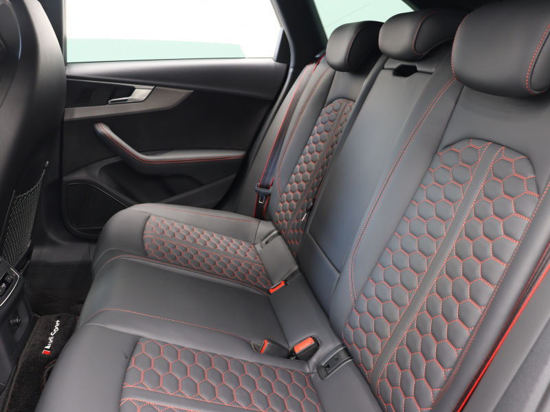 アウディ RS4アバント 2.9 ｸﾜﾄﾛ RSﾃﾞｻﾞｲﾝPKG ACC ADVｷｰ ｻｲﾄﾞA 黒革 MMIﾅﾋﾞ Apple CarPlay B&Oｻｳﾝﾄﾞ ﾊﾞｰﾁｬﾙｺｯｸﾋﾟｯﾄ ﾏﾄﾘｸｯｽLEDﾗｲﾄ 360°ｶﾒﾗ ｵｰﾄﾃｰﾙｹﾞｰﾄ ﾚｯﾄﾞｷｬﾘﾊﾟｰ RSｽﾎﾟｰﾂｴｷｿﾞｰｽﾄ 　2年保証