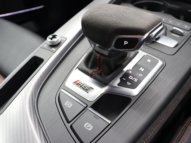 アウディ RS4アバント 2.9 ｸﾜﾄﾛ RSﾃﾞｻﾞｲﾝPKG ACC ADVｷｰ ｻｲﾄﾞA 黒革 MMIﾅﾋﾞ Apple CarPlay B&Oｻｳﾝﾄﾞ ﾊﾞｰﾁｬﾙｺｯｸﾋﾟｯﾄ ﾏﾄﾘｸｯｽLEDﾗｲﾄ 360°ｶﾒﾗ ｵｰﾄﾃｰﾙｹﾞｰﾄ ﾚｯﾄﾞｷｬﾘﾊﾟｰ RSｽﾎﾟｰﾂｴｷｿﾞｰｽﾄ 　2年保証