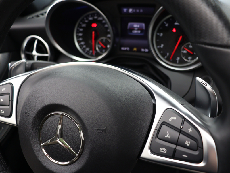 AMG SLC SLC43 ﾌｧｲﾅﾙED ﾚｰﾀﾞｰｾｰﾌﾃｨPKG　特別仕様 ｷｰﾚｽGO 専用革 ﾏｼﾞｯｸｽｶｲR ﾅﾋﾞTV Bｶﾒﾗ harman/Kardon ｴｱﾌｶｰﾌ 専用ｴｸｽﾃﾘｱ&18AW ﾊﾟﾌｫｰﾏﾝｽｽﾃｱ　2年保証付