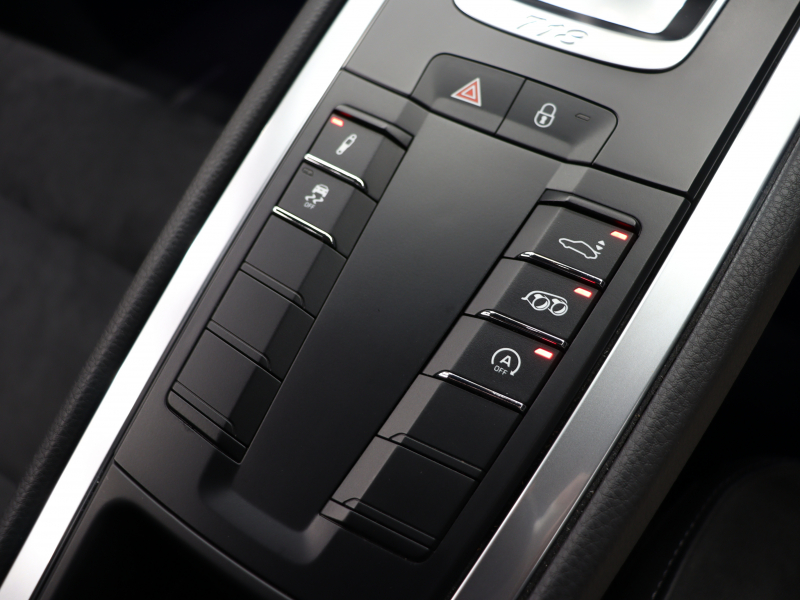 ポルシェ 718 ケイマン GTS ｽﾎﾟｰﾂｸﾛﾉPKG　正規D車 ｴﾝﾄﾘD ｽﾎﾟｰﾂｼｰﾄﾌﾟﾗｽ PCMﾅﾋﾞ BOSEｻｳﾝﾄﾞ PDLSﾌﾟﾗｽ  GTｽﾎﾟｰﾂｽﾃｱ PASM  ｽﾎﾟｴｸﾞ 20ｲﾝﾁ718ｽﾎﾟｰﾂAW　2年保証付