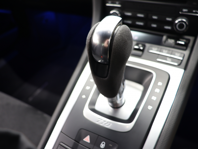 ポルシェ 718 ケイマン GTS ｽﾎﾟｰﾂｸﾛﾉPKG　正規D車 ｴﾝﾄﾘD ｽﾎﾟｰﾂｼｰﾄﾌﾟﾗｽ PCMﾅﾋﾞ BOSEｻｳﾝﾄﾞ PDLSﾌﾟﾗｽ  GTｽﾎﾟｰﾂｽﾃｱ PASM  ｽﾎﾟｴｸﾞ 20ｲﾝﾁ718ｽﾎﾟｰﾂAW　2年保証付