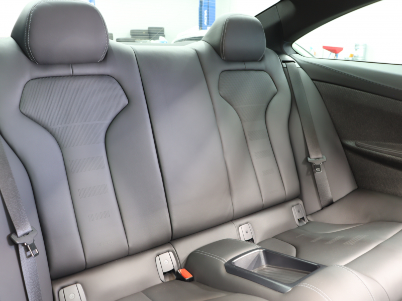 BMW Mシリーズ M4ｸｰﾍﾟCS MDCT  日本限定60台 ｺﾝﾌｫA 黒革ｱﾙｶﾝｺﾝﾋﾞ ｶｰﾎﾞﾝR 専用ｴｱﾛ 専用19＆20AW 　2年保証