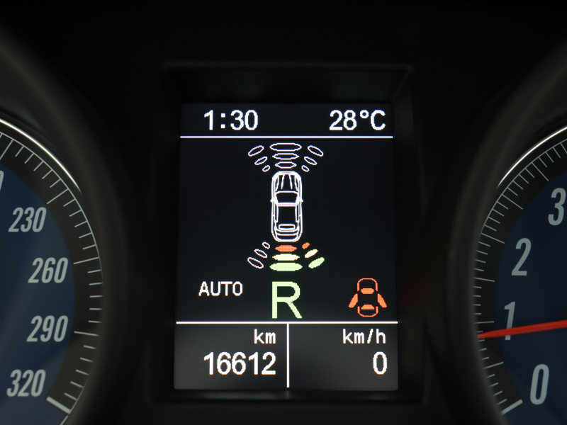 マセラティ グランカブリオ ｽﾎﾟｰﾂ MCｵｰﾄｼﾌﾄ　EBM 右H ﾍﾞｰｼﾞｭ革 ｼｰﾄﾋｰﾀｰ SDﾅﾋﾞ BOSEｻｳﾝﾄﾞ 地ﾃﾞｼﾞ Bｶﾒﾗ ｸﾘｼﾞｵﾀﾞｰｸｸﾛｰﾑｲﾝﾃﾘｱ MCﾃﾞｻﾞｲﾝ20AW　2年保証付