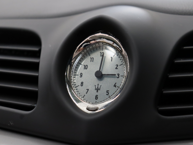 マセラティ グランカブリオ ｽﾎﾟｰﾂ MCｵｰﾄｼﾌﾄ　EBM 右H ﾍﾞｰｼﾞｭ革 ｼｰﾄﾋｰﾀｰ SDﾅﾋﾞ BOSEｻｳﾝﾄﾞ 地ﾃﾞｼﾞ Bｶﾒﾗ ｸﾘｼﾞｵﾀﾞｰｸｸﾛｰﾑｲﾝﾃﾘｱ MCﾃﾞｻﾞｲﾝ20AW　2年保証付