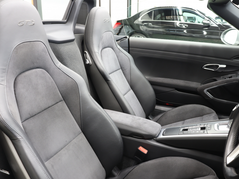 ポルシェ 718 ボクスター GTS ｽﾎﾟｰﾂｸﾛﾉPKG PDK　1ｵｰﾅｰ PASM ECO 黒革×ｱﾙｶﾝﾀﾗｽﾎﾟｰﾂｼｰﾄ PCMﾅﾋﾞ BTｵｰﾃﾞｨｵ&TEL GTｽﾎﾟｰﾂｽﾃｱ 20ｲﾝﾁｶﾚﾗSｱﾙﾐﾎｲｰﾙ 可変ﾘｱｽﾎﾟｲﾗｰ　2年保証付