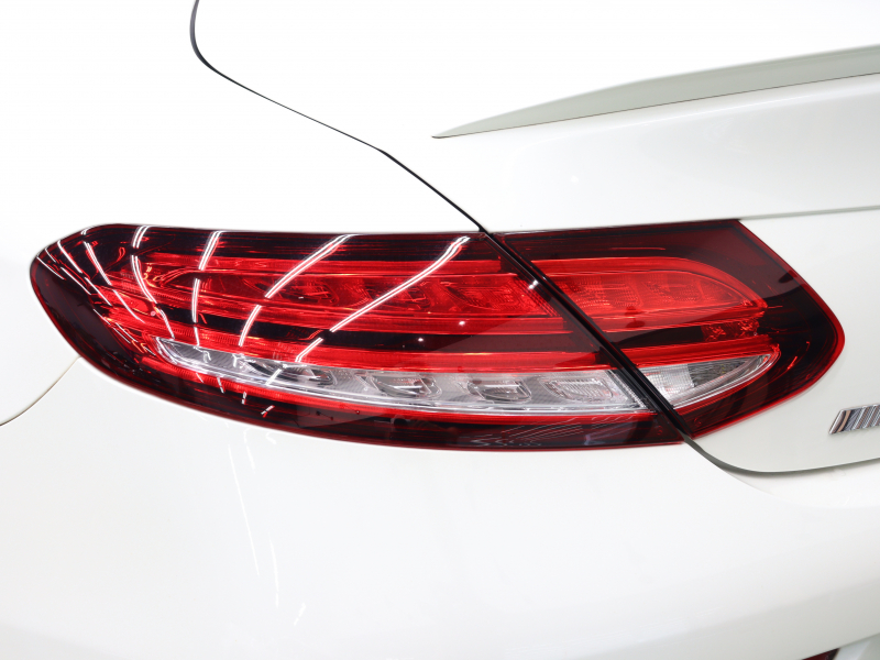 AMG Cクラス C63S ｸｰﾍﾟ AMGｶｰﾎﾞﾝ&ﾚｰﾀﾞｰP　後期 黒革 ｼｰﾄﾋｰﾀｰ ﾊﾟﾉﾗﾏSR 純正HDDﾅﾋﾞ ﾌﾞﾙﾒｽﾀｰS AMGﾄﾞﾗｲﾌﾞｺﾝﾄﾛｰﾙｽｲｯﾁ AMGｴｱﾛ&19/20ｲﾝﾁAW ﾚｯﾄﾞｷｬﾘﾊﾟｰ 2年保証付