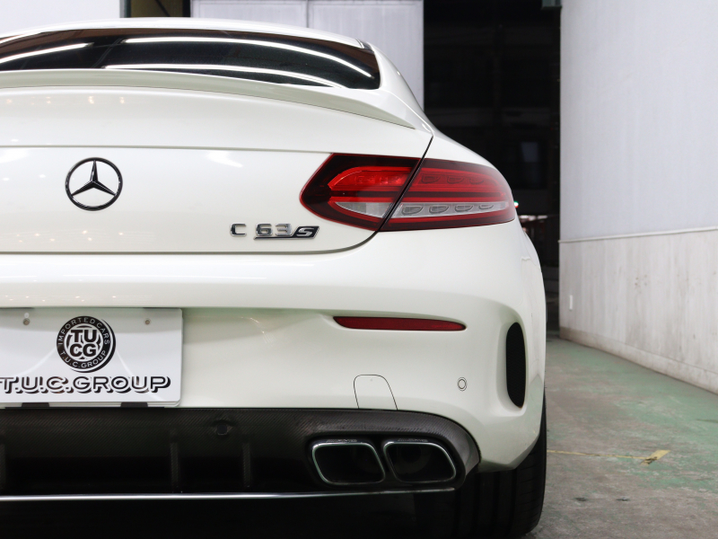 AMG Cクラス C63S ｸｰﾍﾟ AMGｶｰﾎﾞﾝ&ﾚｰﾀﾞｰP　後期 黒革 ｼｰﾄﾋｰﾀｰ ﾊﾟﾉﾗﾏSR 純正HDDﾅﾋﾞ ﾌﾞﾙﾒｽﾀｰS AMGﾄﾞﾗｲﾌﾞｺﾝﾄﾛｰﾙｽｲｯﾁ AMGｴｱﾛ&19/20ｲﾝﾁAW ﾚｯﾄﾞｷｬﾘﾊﾟｰ 2年保証付