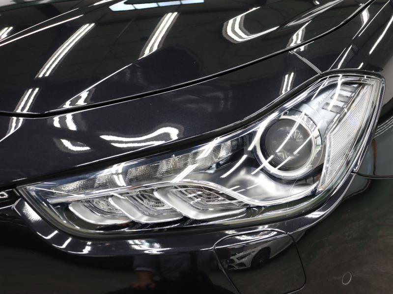 マセラティ ギブリ S　ｶｰﾎﾞﾝｽﾎﾟｰﾂPKG 中期 ｽｶｲﾌｯｸｻｽ ACC BSM Pｽﾀ 赤革 ｼｰﾄﾋｰﾀｰ ｻﾝﾙｰﾌ 純正SDﾅﾋﾞTV BTｵｰﾃﾞｨｵ ｱﾙｶﾝﾀｰﾗﾙｰﾌﾗｲﾅｰ ｶｰﾎﾞﾝｲﾝﾃﾘｱ OPﾁﾀｰﾉ21AW　2年保証付