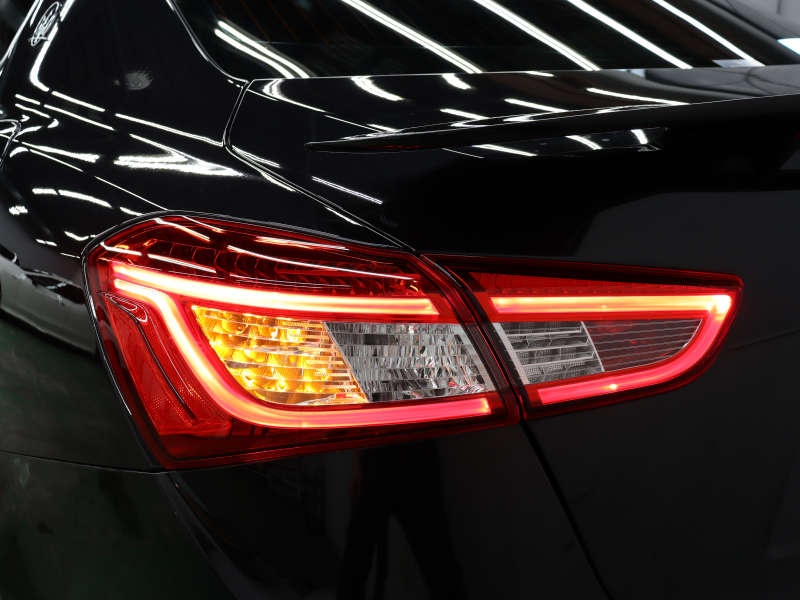 マセラティ ギブリ S　ｶｰﾎﾞﾝｽﾎﾟｰﾂPKG 中期 ｽｶｲﾌｯｸｻｽ ACC BSM Pｽﾀ 赤革 ｼｰﾄﾋｰﾀｰ ｻﾝﾙｰﾌ 純正SDﾅﾋﾞTV BTｵｰﾃﾞｨｵ ｱﾙｶﾝﾀｰﾗﾙｰﾌﾗｲﾅｰ ｶｰﾎﾞﾝｲﾝﾃﾘｱ OPﾁﾀｰﾉ21AW　2年保証付