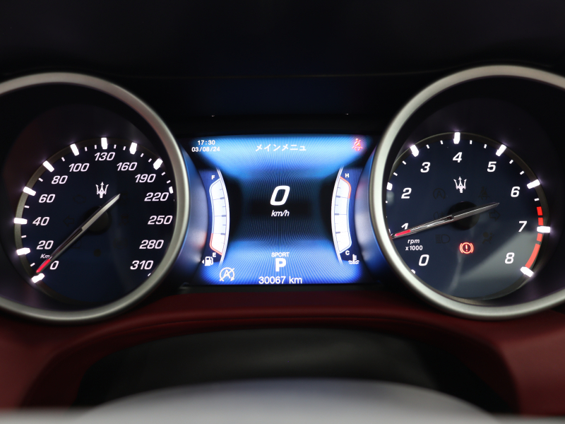 マセラティ ギブリ S　ｶｰﾎﾞﾝｽﾎﾟｰﾂPKG 中期 ｽｶｲﾌｯｸｻｽ ACC BSM Pｽﾀ 赤革 ｼｰﾄﾋｰﾀｰ ｻﾝﾙｰﾌ 純正SDﾅﾋﾞTV BTｵｰﾃﾞｨｵ ｱﾙｶﾝﾀｰﾗﾙｰﾌﾗｲﾅｰ ｶｰﾎﾞﾝｲﾝﾃﾘｱ OPﾁﾀｰﾉ21AW　2年保証付