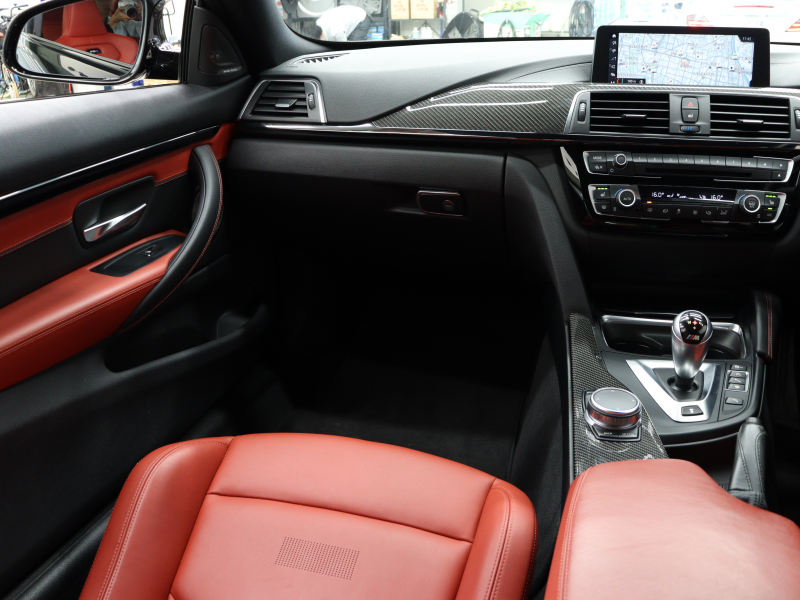 BMW Mシリーズ M4 ｸｰﾍﾟ ｺﾝﾍﾟﾃｨｼｮﾝ　後期LCI LCW ｺﾝﾌｫA 赤革 ｶｰﾎﾞﾝR 純正HDDﾅﾋﾞTV harman/Kardon HUD Bｶﾒﾗ ｲﾝﾃﾘｼﾞｪﾝﾄｾｰﾌﾃｨ ｶｰﾎﾞﾝｲﾝﾃﾘｱ 専用ｴｱﾛ&20AW(ｽﾀｲﾘﾝｸﾞ666M)　2年保証付