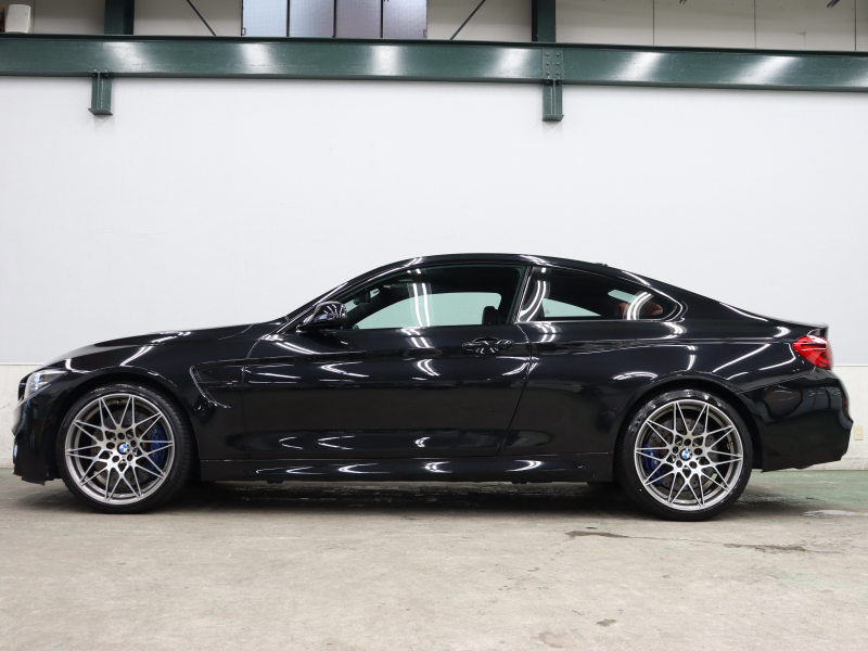 BMW Mシリーズ M4 ｸｰﾍﾟ ｺﾝﾍﾟﾃｨｼｮﾝ　後期LCI LCW ｺﾝﾌｫA 赤革 ｶｰﾎﾞﾝR 純正HDDﾅﾋﾞTV harman/Kardon HUD Bｶﾒﾗ ｲﾝﾃﾘｼﾞｪﾝﾄｾｰﾌﾃｨ ｶｰﾎﾞﾝｲﾝﾃﾘｱ 専用ｴｱﾛ&20AW(ｽﾀｲﾘﾝｸﾞ666M)　2年保証付