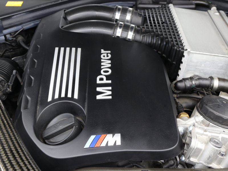 BMW Mシリーズ M4 ｸｰﾍﾟ ｺﾝﾍﾟﾃｨｼｮﾝ　後期LCI LCW ｺﾝﾌｫA 赤革 ｶｰﾎﾞﾝR 純正HDDﾅﾋﾞTV harman/Kardon HUD Bｶﾒﾗ ｲﾝﾃﾘｼﾞｪﾝﾄｾｰﾌﾃｨ ｶｰﾎﾞﾝｲﾝﾃﾘｱ 専用ｴｱﾛ&20AW(ｽﾀｲﾘﾝｸﾞ666M)　2年保証付