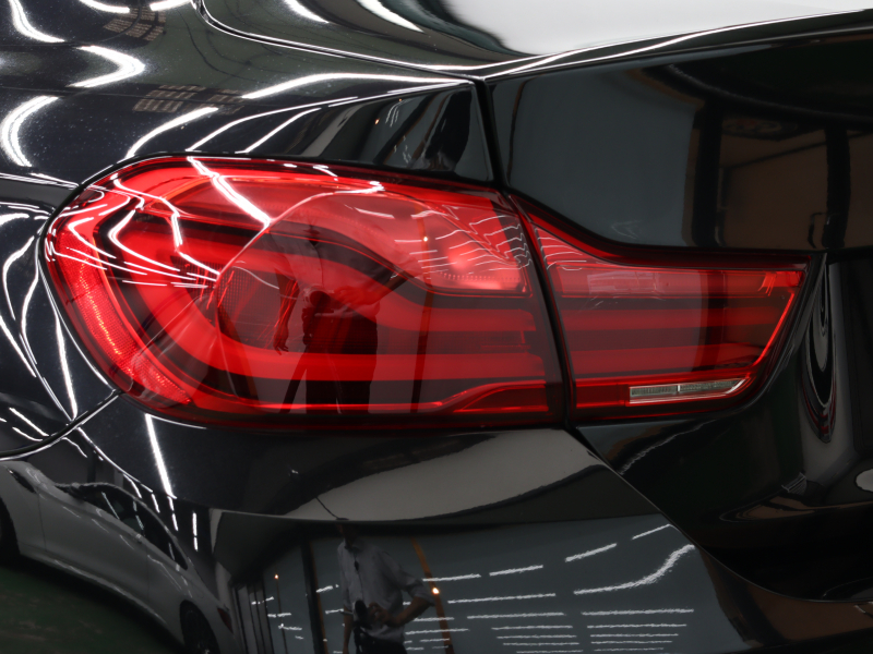 BMW Mシリーズ M4 ｸｰﾍﾟ ｺﾝﾍﾟﾃｨｼｮﾝ　後期LCI LCW ｺﾝﾌｫA 赤革 ｶｰﾎﾞﾝR 純正HDDﾅﾋﾞTV harman/Kardon HUD Bｶﾒﾗ ｲﾝﾃﾘｼﾞｪﾝﾄｾｰﾌﾃｨ ｶｰﾎﾞﾝｲﾝﾃﾘｱ 専用ｴｱﾛ&20AW(ｽﾀｲﾘﾝｸﾞ666M)　2年保証付