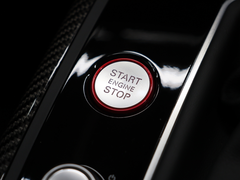 アウディ RS6アバント RS6 ｱﾊﾞﾝﾄ ﾊﾟﾌｫｰﾏﾝｽ ｶｰﾎﾞﾝｽﾀﾘﾝｸﾞPKG　ADVｷｰ 605ps 黒革 ﾊﾟﾉﾗﾏSR ﾅﾋﾞTV Bｶﾒﾗ BOSEｻｳﾝﾄﾞ HUD LEDﾍｯﾄﾞﾗｲﾄ  ｵｰﾄﾃｰﾙｹﾞｰﾄ ﾚｯﾄﾞｷｬﾘﾊﾟｰ ﾄﾞﾘﾙﾄﾞﾛｰﾀｰ ｶｰﾎﾞﾝｲﾝﾃﾘｱﾄﾘﾑ 純正21AW　2年保証