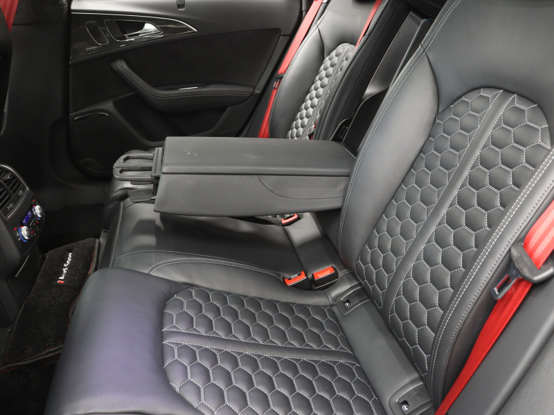 アウディ RS6アバント RS6 ｱﾊﾞﾝﾄ ﾊﾟﾌｫｰﾏﾝｽ ｶｰﾎﾞﾝｽﾀﾘﾝｸﾞPKG　ADVｷｰ 605ps 黒革 ﾊﾟﾉﾗﾏSR ﾅﾋﾞTV Bｶﾒﾗ BOSEｻｳﾝﾄﾞ HUD LEDﾍｯﾄﾞﾗｲﾄ  ｵｰﾄﾃｰﾙｹﾞｰﾄ ﾚｯﾄﾞｷｬﾘﾊﾟｰ ﾄﾞﾘﾙﾄﾞﾛｰﾀｰ ｶｰﾎﾞﾝｲﾝﾃﾘｱﾄﾘﾑ 純正21AW　2年保証