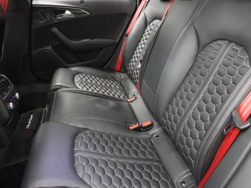 アウディ RS6アバント RS6 ｱﾊﾞﾝﾄ ﾊﾟﾌｫｰﾏﾝｽ ｶｰﾎﾞﾝｽﾀﾘﾝｸﾞPKG　ADVｷｰ 605ps 黒革 ﾊﾟﾉﾗﾏSR ﾅﾋﾞTV Bｶﾒﾗ BOSEｻｳﾝﾄﾞ HUD LEDﾍｯﾄﾞﾗｲﾄ  ｵｰﾄﾃｰﾙｹﾞｰﾄ ﾚｯﾄﾞｷｬﾘﾊﾟｰ ﾄﾞﾘﾙﾄﾞﾛｰﾀｰ ｶｰﾎﾞﾝｲﾝﾃﾘｱﾄﾘﾑ 純正21AW　2年保証