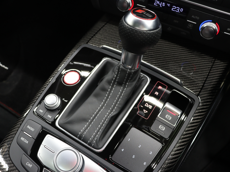 アウディ RS6アバント RS6 ｱﾊﾞﾝﾄ ﾊﾟﾌｫｰﾏﾝｽ ｶｰﾎﾞﾝｽﾀﾘﾝｸﾞPKG　ADVｷｰ 605ps 黒革 ﾊﾟﾉﾗﾏSR ﾅﾋﾞTV Bｶﾒﾗ BOSEｻｳﾝﾄﾞ HUD LEDﾍｯﾄﾞﾗｲﾄ  ｵｰﾄﾃｰﾙｹﾞｰﾄ ﾚｯﾄﾞｷｬﾘﾊﾟｰ ﾄﾞﾘﾙﾄﾞﾛｰﾀｰ ｶｰﾎﾞﾝｲﾝﾃﾘｱﾄﾘﾑ 純正21AW　2年保証