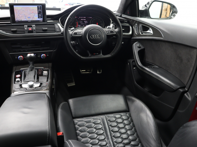アウディ RS6アバント RS6 ｱﾊﾞﾝﾄ ﾊﾟﾌｫｰﾏﾝｽ ｶｰﾎﾞﾝｽﾀﾘﾝｸﾞPKG　ADVｷｰ 605ps 黒革 ﾊﾟﾉﾗﾏSR ﾅﾋﾞTV Bｶﾒﾗ BOSEｻｳﾝﾄﾞ HUD LEDﾍｯﾄﾞﾗｲﾄ  ｵｰﾄﾃｰﾙｹﾞｰﾄ ﾚｯﾄﾞｷｬﾘﾊﾟｰ ﾄﾞﾘﾙﾄﾞﾛｰﾀｰ ｶｰﾎﾞﾝｲﾝﾃﾘｱﾄﾘﾑ 純正21AW　2年保証