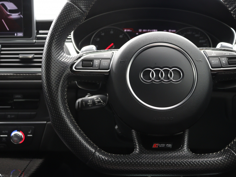 アウディ RS6アバント RS6 ｱﾊﾞﾝﾄ ﾊﾟﾌｫｰﾏﾝｽ ｶｰﾎﾞﾝｽﾀﾘﾝｸﾞPKG　ADVｷｰ 605ps 黒革 ﾊﾟﾉﾗﾏSR ﾅﾋﾞTV Bｶﾒﾗ BOSEｻｳﾝﾄﾞ HUD LEDﾍｯﾄﾞﾗｲﾄ  ｵｰﾄﾃｰﾙｹﾞｰﾄ ﾚｯﾄﾞｷｬﾘﾊﾟｰ ﾄﾞﾘﾙﾄﾞﾛｰﾀｰ ｶｰﾎﾞﾝｲﾝﾃﾘｱﾄﾘﾑ 純正21AW　2年保証