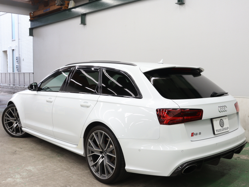 アウディ RS6アバント RS6 ｱﾊﾞﾝﾄ ﾊﾟﾌｫｰﾏﾝｽ ｶｰﾎﾞﾝｽﾀﾘﾝｸﾞPKG　ADVｷｰ 605ps 黒革 ﾊﾟﾉﾗﾏSR ﾅﾋﾞTV Bｶﾒﾗ BOSEｻｳﾝﾄﾞ HUD LEDﾍｯﾄﾞﾗｲﾄ  ｵｰﾄﾃｰﾙｹﾞｰﾄ ﾚｯﾄﾞｷｬﾘﾊﾟｰ ﾄﾞﾘﾙﾄﾞﾛｰﾀｰ ｶｰﾎﾞﾝｲﾝﾃﾘｱﾄﾘﾑ 純正21AW　2年保証