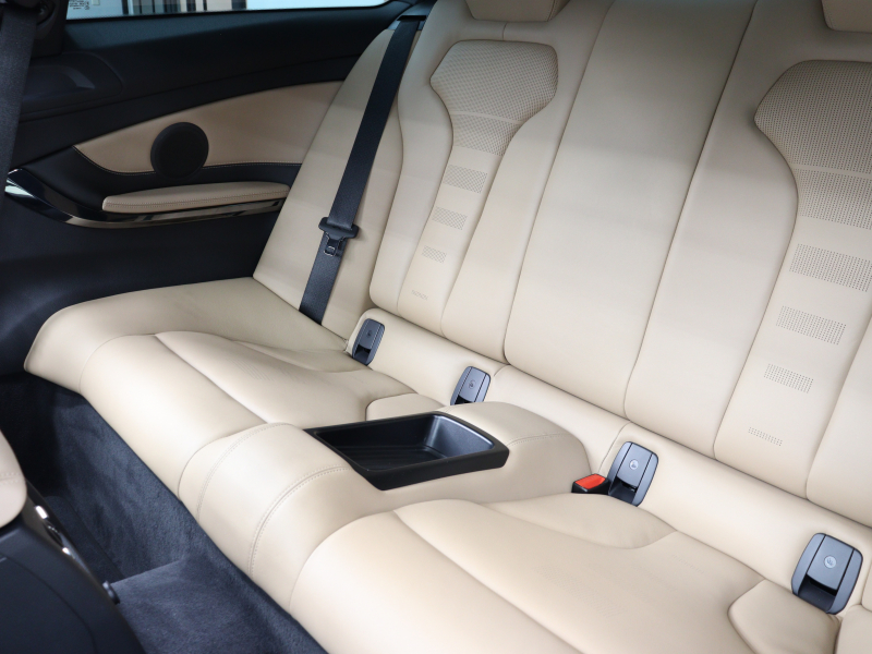 BMW Mシリーズ M4ｸｰﾍﾟ Mﾊﾟﾌｫｰﾏﾝｽｴﾃﾞｨｼｮﾝ　国内17台限定車 ｺﾝﾌｫA ﾍﾞｰｼﾞｭ革 ｶｰﾎﾞﾝR ﾅﾋﾞTV ﾍｯﾄﾞｱｯﾌﾟD LEDﾍｯﾄﾞﾗｲﾄ Mﾊﾟﾌｫｰﾏﾝｽｶｰﾎﾞﾝｴｱﾛ&ﾄﾗﾝｸｽﾎﾟｲﾗｰ OP19AW(ｽﾀｲﾘﾝｸﾞ437)　2年保証