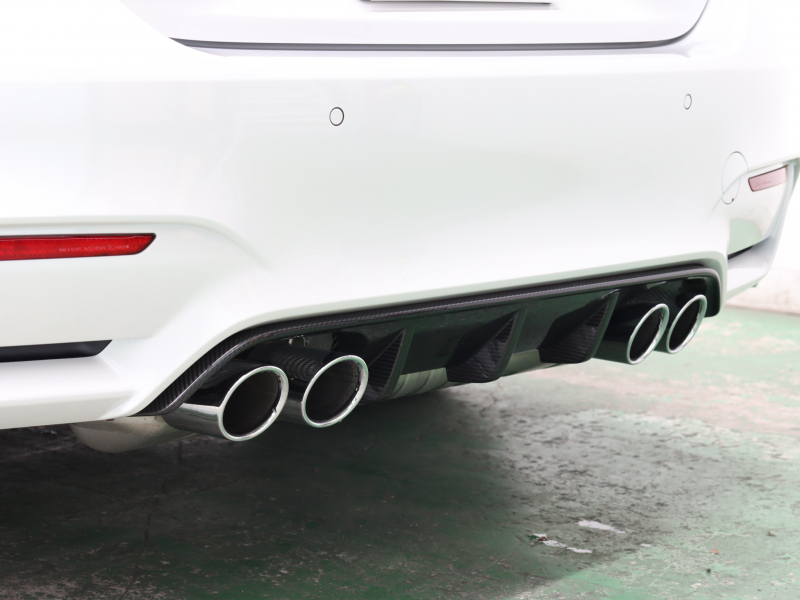 BMW Mシリーズ M4ｸｰﾍﾟ Mﾊﾟﾌｫｰﾏﾝｽｴﾃﾞｨｼｮﾝ　国内17台限定車 ｺﾝﾌｫA ﾍﾞｰｼﾞｭ革 ｶｰﾎﾞﾝR ﾅﾋﾞTV ﾍｯﾄﾞｱｯﾌﾟD LEDﾍｯﾄﾞﾗｲﾄ Mﾊﾟﾌｫｰﾏﾝｽｶｰﾎﾞﾝｴｱﾛ&ﾄﾗﾝｸｽﾎﾟｲﾗｰ OP19AW(ｽﾀｲﾘﾝｸﾞ437)　2年保証