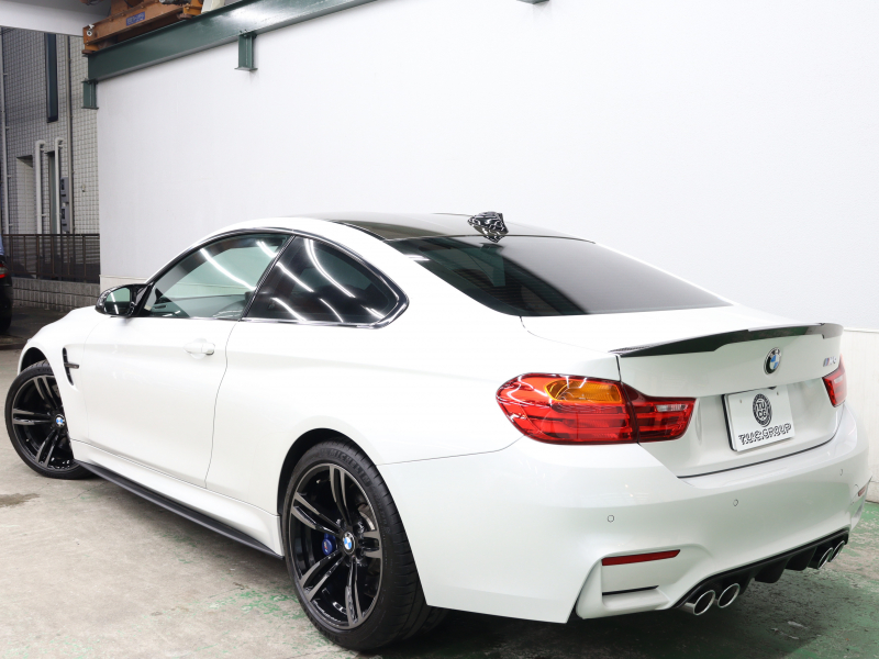BMW Mシリーズ M4ｸｰﾍﾟ Mﾊﾟﾌｫｰﾏﾝｽｴﾃﾞｨｼｮﾝ　国内17台限定車 ｺﾝﾌｫA ﾍﾞｰｼﾞｭ革 ｶｰﾎﾞﾝR ﾅﾋﾞTV ﾍｯﾄﾞｱｯﾌﾟD LEDﾍｯﾄﾞﾗｲﾄ Mﾊﾟﾌｫｰﾏﾝｽｶｰﾎﾞﾝｴｱﾛ&ﾄﾗﾝｸｽﾎﾟｲﾗｰ OP19AW(ｽﾀｲﾘﾝｸﾞ437)　2年保証