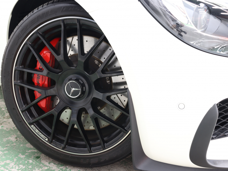 AMG GT S  ｴｸｽｸﾙｰｼﾌﾞ&AMGﾀﾞｲﾅﾐｯｸPKGﾌﾟﾗｽ　ﾚｰﾀﾞｰSP Pｽﾀ AMGﾊﾟﾌｫｰﾏﾝｽｼｰﾄ 黒/赤革 純正ﾅﾋﾞﾌﾞﾙﾒｽﾀｰS Bluetooth LEDﾍｯﾄﾞﾗｲﾄ AMGﾊﾟﾌｫｰﾏﾝｽｽﾃｱﾘﾝｸﾞAMGﾊﾟﾌｫｰﾏﾝｽｴｸﾞｿﾞｰｽﾄ AMGｴｱﾛ&19/20AW　2年保証付