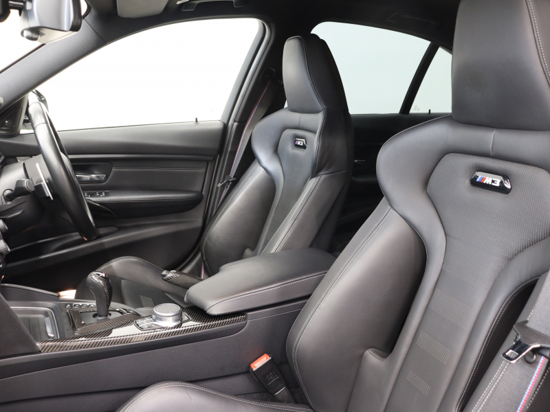 BMW Mシリーズ M3 ｺﾝﾍﾟﾃｨｼｮﾝ　後期LCI LCW ｲﾝﾃﾘｼﾞｪﾝﾄS ｺﾝﾌｫA 黒革 ｶｰﾎﾞﾝR IdriveﾅﾋﾞTV harman/Kardon HUD Bｶﾒﾗ ｶｰﾎﾞﾝｲﾝﾃﾘｱ Mｻｽﾍﾟﾝｼｮﾝ 専用ｴｱﾛ&20AW(ｽﾀｲﾘﾝｸﾞ666M) ｵﾌﾟｼｮﾝｶﾗｰ　2年保証付