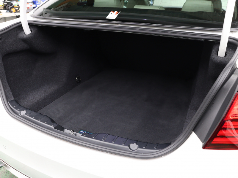 アルピナ D5 ﾀｰﾎﾞﾘﾑｼﾞﾝ　LCIﾓﾃﾞﾙ 白革 ｻﾝﾙｰﾌ 純正ﾅﾋﾞ BTｵｰﾃﾞｨｵ harman/kardon Bｶﾒﾗ ﾐﾙﾃｳｯﾄﾞｲﾝﾃﾘｱ ｱﾀﾞﾌﾟﾃｨﾌﾞLEDﾍｯﾄﾞﾗｲﾄ  20ｲﾝﾁｸﾗｼｯｸAW 有償色　2年保証付