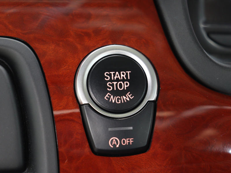 アルピナ D5 ﾀｰﾎﾞﾘﾑｼﾞﾝ　LCIﾓﾃﾞﾙ 白革 ｻﾝﾙｰﾌ 純正ﾅﾋﾞ BTｵｰﾃﾞｨｵ harman/kardon Bｶﾒﾗ ﾐﾙﾃｳｯﾄﾞｲﾝﾃﾘｱ ｱﾀﾞﾌﾟﾃｨﾌﾞLEDﾍｯﾄﾞﾗｲﾄ  20ｲﾝﾁｸﾗｼｯｸAW 有償色　2年保証付