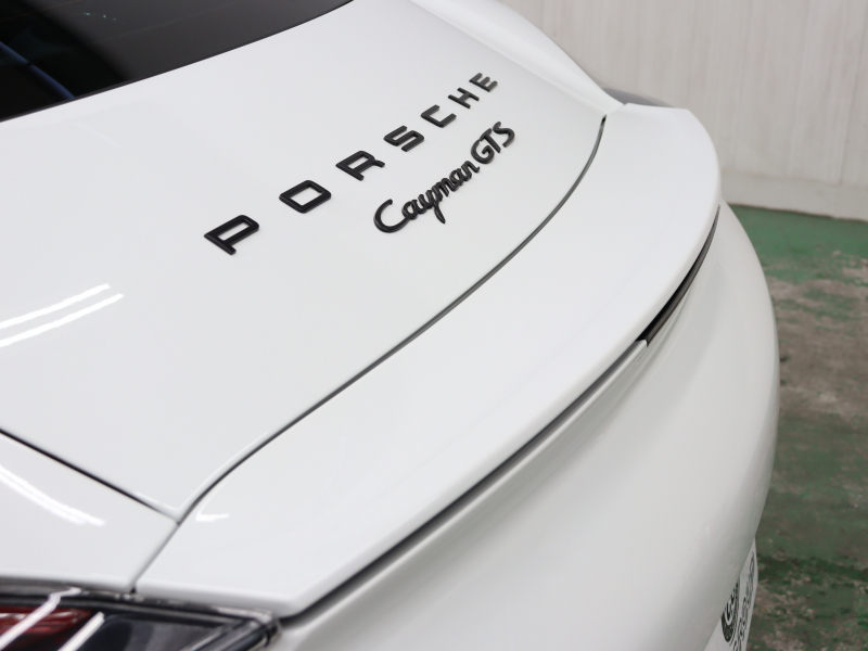 ポルシェ ケイマン GTS ｽﾎﾟｰﾂｸﾛﾉPKG　正規D ﾌﾞﾗｯｸｺﾝﾋﾞﾚｻﾞｰ ｱﾙｶﾝﾀｰﾗﾙｰﾌﾗｲﾅｰ ｸﾗﾘｵﾝﾅﾋﾞ Bｶﾒﾗ PDLSｷｾﾉﾝﾗｲﾄ 可変ｳｨﾝｸﾞ ｽﾎﾟｴｸﾞ 20ｲﾝﾁAW PCCB　2年保証付