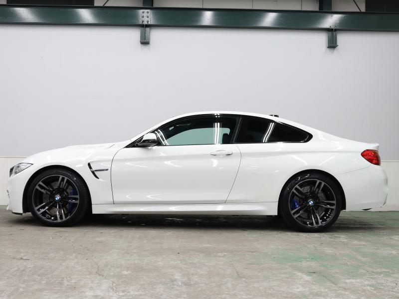 BMW Mシリーズ M4 ｸｰﾍﾟ MDCT　ｺﾝﾌｫｰﾄA ｲﾝﾃﾘｼﾞｪﾝﾄS 黒革 ﾅﾋﾞTV Bluetooth Bｶﾒﾗ ﾍｯﾄﾞｱｯﾌﾟD LEDﾍｯﾄﾞﾗｲﾄ Mｴｱﾛ&19AW　2年保証付