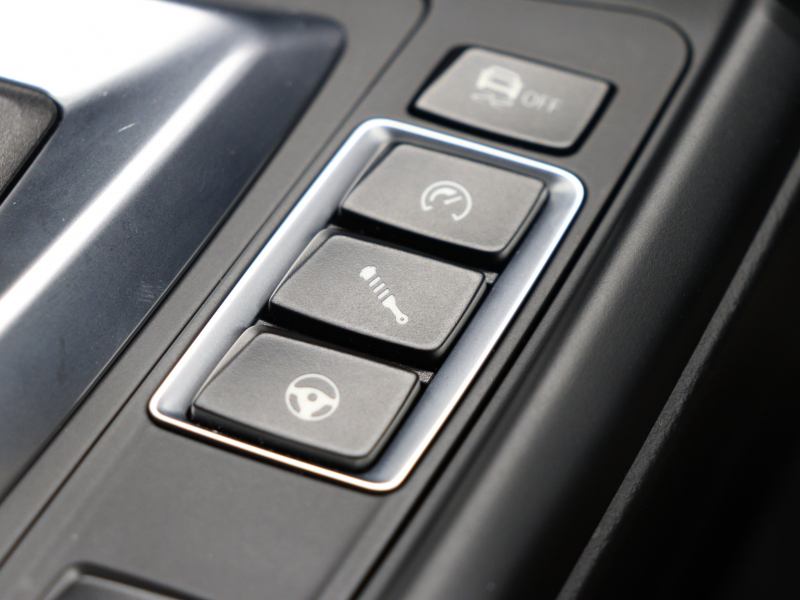 BMW Mシリーズ M4 ｸｰﾍﾟ MDCT　ｺﾝﾌｫｰﾄA ｲﾝﾃﾘｼﾞｪﾝﾄS 黒革 ﾅﾋﾞTV Bluetooth Bｶﾒﾗ ﾍｯﾄﾞｱｯﾌﾟD LEDﾍｯﾄﾞﾗｲﾄ Mｴｱﾛ&19AW　2年保証付