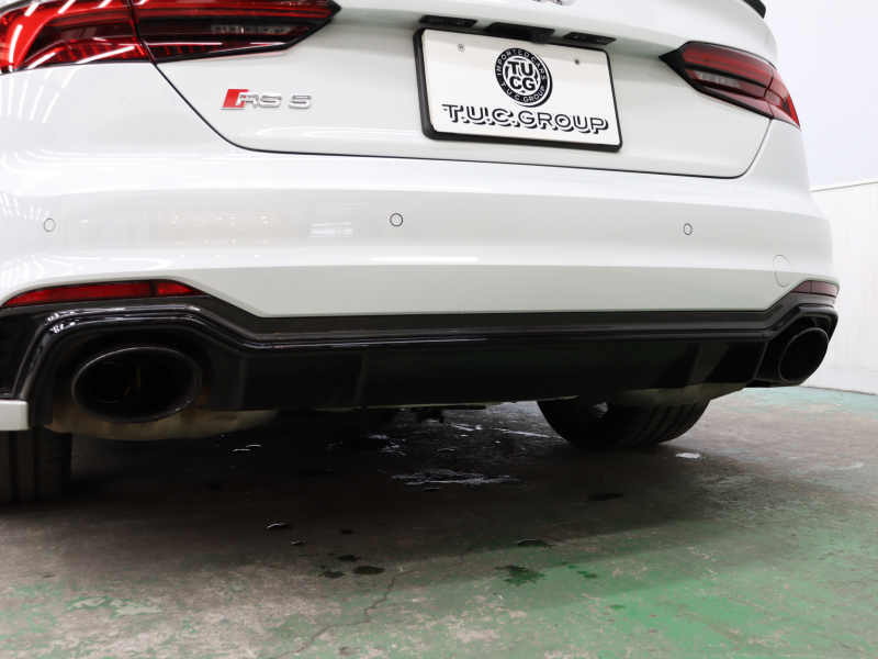 アウディ RS5 ｽﾎﾟｰﾂﾊﾞｯｸ ｸﾜﾄﾛ RSﾃﾞｻﾞｲﾝ&ｶｰﾎﾞﾝｽﾀｲﾘﾝｸﾞ&ｱｼｽﾀﾝｽPKG　ACC ｻｲﾄﾞA ADVｷｰ 黒革 ﾊﾟﾉﾗﾏSR MMIﾅﾋﾞ B&Oｻｳﾝﾄﾞ ﾏﾄﾘｯｸｽLED ﾊﾞｰﾁｬﾙｺｸﾋﾟｯﾄ  ｱﾙｶﾝﾀｰﾗｽﾃｱ RSｽﾎﾟｰﾂEX 20AW　2年保証
