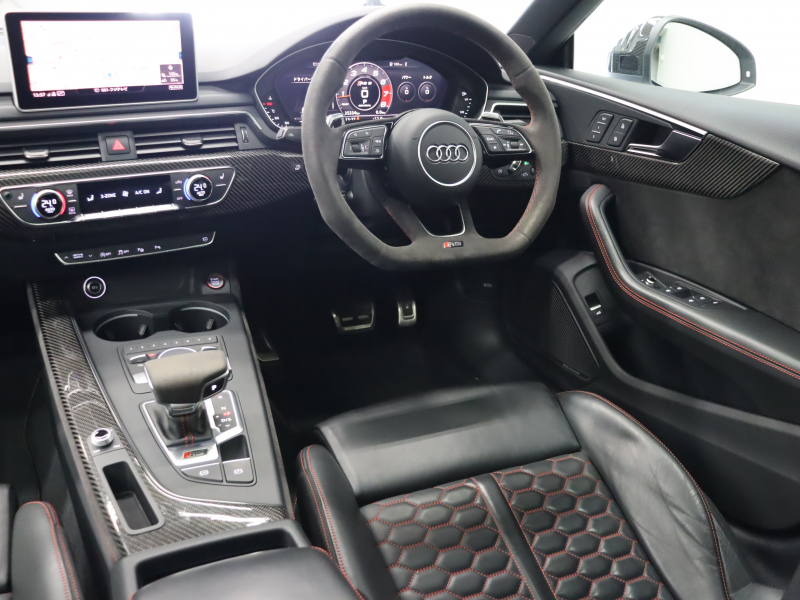 アウディ RS5 ｽﾎﾟｰﾂﾊﾞｯｸ ｸﾜﾄﾛ RSﾃﾞｻﾞｲﾝ&ｶｰﾎﾞﾝｽﾀｲﾘﾝｸﾞ&ｱｼｽﾀﾝｽPKG　ACC ｻｲﾄﾞA ADVｷｰ 黒革 ﾊﾟﾉﾗﾏSR MMIﾅﾋﾞ B&Oｻｳﾝﾄﾞ ﾏﾄﾘｯｸｽLED ﾊﾞｰﾁｬﾙｺｸﾋﾟｯﾄ  ｱﾙｶﾝﾀｰﾗｽﾃｱ RSｽﾎﾟｰﾂEX 20AW　2年保証