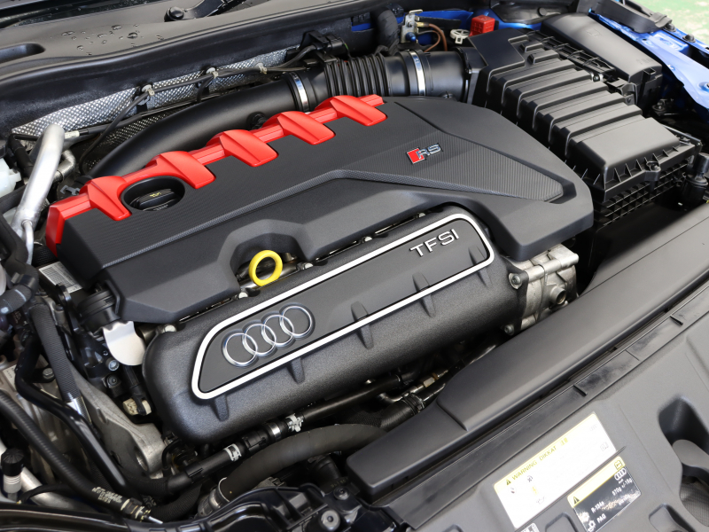 アウディ TT RS クーペ ｴｸｽﾃﾝﾄﾞﾃﾞｯﾄﾞﾚｻﾞｰ&ｱｼｽﾀﾝｽPKGｱﾄﾞﾊﾞﾝｽﾄﾞ　ADVｷｰ 黒革 MMIﾅﾋﾞTV ﾊﾞｰﾁｬﾙC Bｶﾒﾗ ﾏﾄﾘｸｽLED&ﾏﾄﾘｸｽOLEDﾘｱﾗｲﾄ ﾏｸﾞﾈﾃｨｯｸﾗｲﾄﾞ RSｽﾎﾟｰﾂEX OP20ｲﾝﾁAW ﾚｯﾄﾞｷｬﾘﾊﾟｰ　2年保証