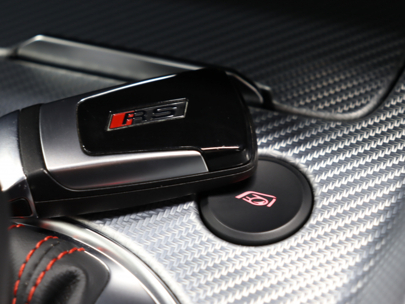 アウディ TT RS クーペ ｴｸｽﾃﾝﾄﾞﾃﾞｯﾄﾞﾚｻﾞｰ&ｱｼｽﾀﾝｽPKGｱﾄﾞﾊﾞﾝｽﾄﾞ　ADVｷｰ 黒革 MMIﾅﾋﾞTV ﾊﾞｰﾁｬﾙC Bｶﾒﾗ ﾏﾄﾘｸｽLED&ﾏﾄﾘｸｽOLEDﾘｱﾗｲﾄ ﾏｸﾞﾈﾃｨｯｸﾗｲﾄﾞ RSｽﾎﾟｰﾂEX OP20ｲﾝﾁAW ﾚｯﾄﾞｷｬﾘﾊﾟｰ　2年保証