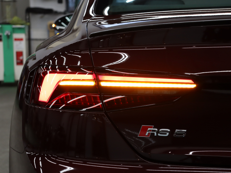 アウディ RS5 ｸｰﾍﾟ  2.9 ｸﾜﾄﾛ ｱｼｽﾀﾝｽPKG ｶｰﾎﾞﾝｽﾀｲﾘﾝｸﾞPKG　ACC ADVｷｰ 黒革 MMIﾅﾋﾞ ﾊﾞｰﾁｬﾙｺｸﾋﾟｯﾄ 360°ｶﾒﾗ B&Oｻｳﾝﾄﾞ ﾏﾄﾘｯｸｽLED ﾃﾞｺﾗﾃｨﾌﾞｶｰﾎﾞﾝﾊﾟﾈﾙ 20ｲﾝﾁAW 赤ｷｬﾘﾊﾟｰ RSｽﾎﾟｰﾂEX 　2年保証