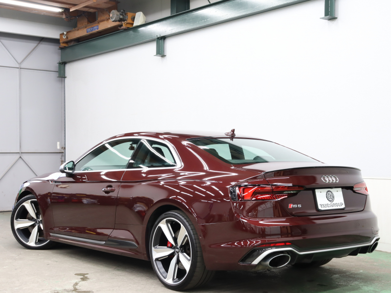 アウディ RS5 ｸｰﾍﾟ  2.9 ｸﾜﾄﾛ ｱｼｽﾀﾝｽPKG ｶｰﾎﾞﾝｽﾀｲﾘﾝｸﾞPKG　ACC ADVｷｰ 黒革 MMIﾅﾋﾞ ﾊﾞｰﾁｬﾙｺｸﾋﾟｯﾄ 360°ｶﾒﾗ B&Oｻｳﾝﾄﾞ ﾏﾄﾘｯｸｽLED ﾃﾞｺﾗﾃｨﾌﾞｶｰﾎﾞﾝﾊﾟﾈﾙ 20ｲﾝﾁAW 赤ｷｬﾘﾊﾟｰ RSｽﾎﾟｰﾂEX 　2年保証