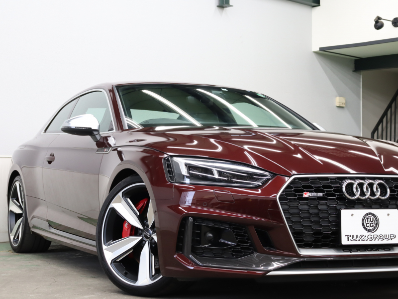 アウディ RS5 ｸｰﾍﾟ  2.9 ｸﾜﾄﾛ ｱｼｽﾀﾝｽPKG ｶｰﾎﾞﾝｽﾀｲﾘﾝｸﾞPKG　ACC ADVｷｰ 黒革 MMIﾅﾋﾞ ﾊﾞｰﾁｬﾙｺｸﾋﾟｯﾄ 360°ｶﾒﾗ B&Oｻｳﾝﾄﾞ ﾏﾄﾘｯｸｽLED ﾃﾞｺﾗﾃｨﾌﾞｶｰﾎﾞﾝﾊﾟﾈﾙ 20ｲﾝﾁAW 赤ｷｬﾘﾊﾟｰ RSｽﾎﾟｰﾂEX 　2年保証