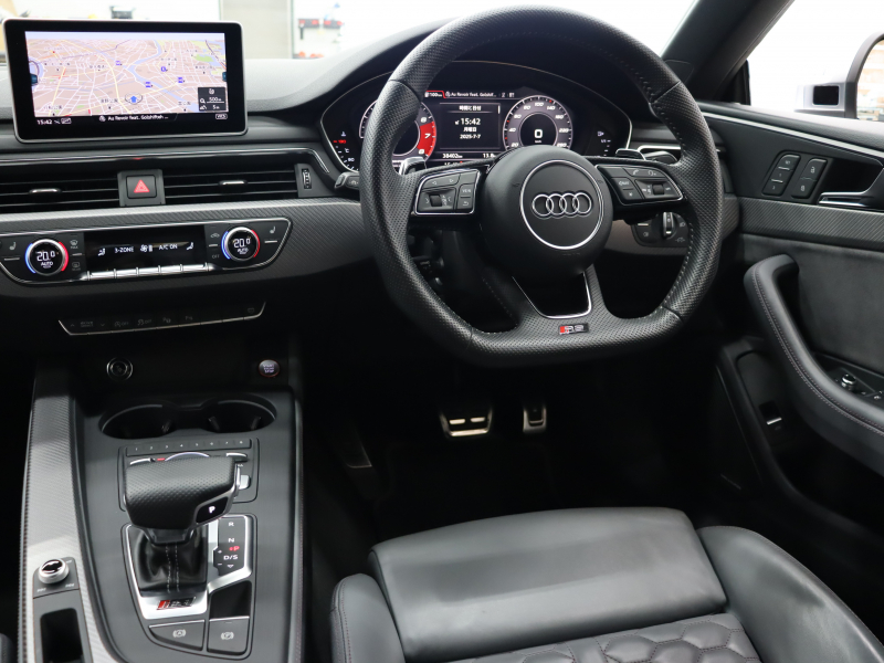 アウディ RS5 ｸｰﾍﾟ  2.9 ｸﾜﾄﾛ ｱｼｽﾀﾝｽPKG ｶｰﾎﾞﾝｽﾀｲﾘﾝｸﾞPKG　ACC ADVｷｰ 黒革 MMIﾅﾋﾞ ﾊﾞｰﾁｬﾙｺｸﾋﾟｯﾄ 360°ｶﾒﾗ B&Oｻｳﾝﾄﾞ ﾏﾄﾘｯｸｽLED ﾃﾞｺﾗﾃｨﾌﾞｶｰﾎﾞﾝﾊﾟﾈﾙ 20ｲﾝﾁAW 赤ｷｬﾘﾊﾟｰ RSｽﾎﾟｰﾂEX 　2年保証