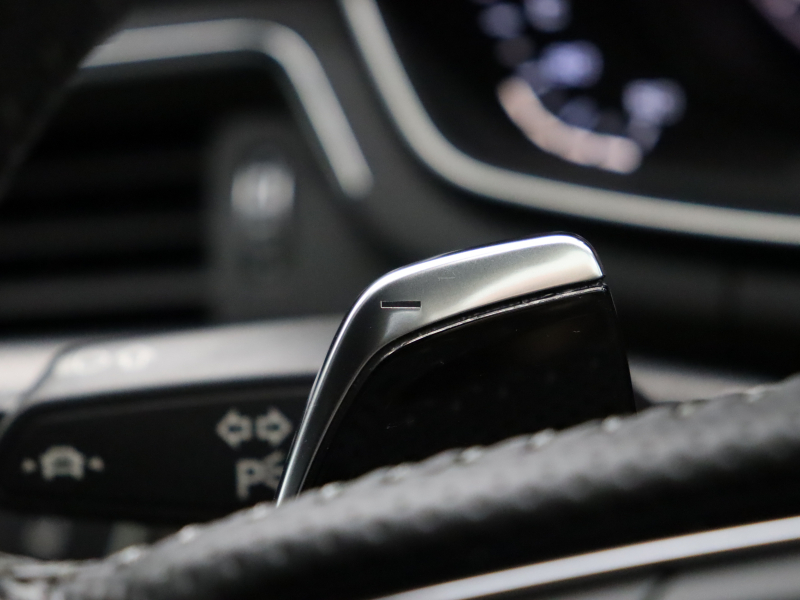 アウディ RS5 ｸｰﾍﾟ  2.9 ｸﾜﾄﾛ ｱｼｽﾀﾝｽPKG ｶｰﾎﾞﾝｽﾀｲﾘﾝｸﾞPKG　ACC ADVｷｰ 黒革 MMIﾅﾋﾞ ﾊﾞｰﾁｬﾙｺｸﾋﾟｯﾄ 360°ｶﾒﾗ B&Oｻｳﾝﾄﾞ ﾏﾄﾘｯｸｽLED ﾃﾞｺﾗﾃｨﾌﾞｶｰﾎﾞﾝﾊﾟﾈﾙ 20ｲﾝﾁAW 赤ｷｬﾘﾊﾟｰ RSｽﾎﾟｰﾂEX 　2年保証