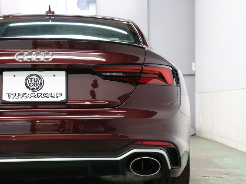 アウディ RS5 ｸｰﾍﾟ  2.9 ｸﾜﾄﾛ ｱｼｽﾀﾝｽPKG ｶｰﾎﾞﾝｽﾀｲﾘﾝｸﾞPKG　ACC ADVｷｰ 黒革 MMIﾅﾋﾞ ﾊﾞｰﾁｬﾙｺｸﾋﾟｯﾄ 360°ｶﾒﾗ B&Oｻｳﾝﾄﾞ ﾏﾄﾘｯｸｽLED ﾃﾞｺﾗﾃｨﾌﾞｶｰﾎﾞﾝﾊﾟﾈﾙ 20ｲﾝﾁAW 赤ｷｬﾘﾊﾟｰ RSｽﾎﾟｰﾂEX 　2年保証