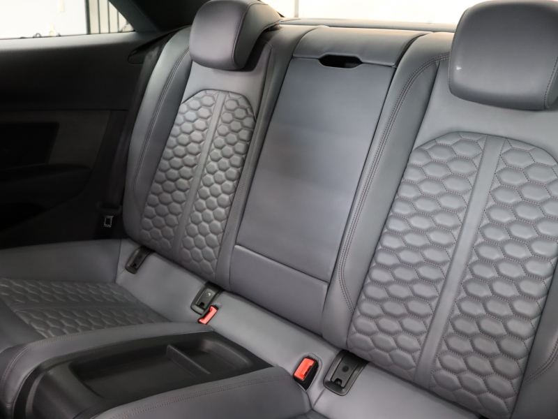 アウディ RS5 ｸｰﾍﾟ  2.9 ｸﾜﾄﾛ ｱｼｽﾀﾝｽPKG ｶｰﾎﾞﾝｽﾀｲﾘﾝｸﾞPKG　ACC ADVｷｰ 黒革 MMIﾅﾋﾞ ﾊﾞｰﾁｬﾙｺｸﾋﾟｯﾄ 360°ｶﾒﾗ B&Oｻｳﾝﾄﾞ ﾏﾄﾘｯｸｽLED ﾃﾞｺﾗﾃｨﾌﾞｶｰﾎﾞﾝﾊﾟﾈﾙ 20ｲﾝﾁAW 赤ｷｬﾘﾊﾟｰ RSｽﾎﾟｰﾂEX 　2年保証